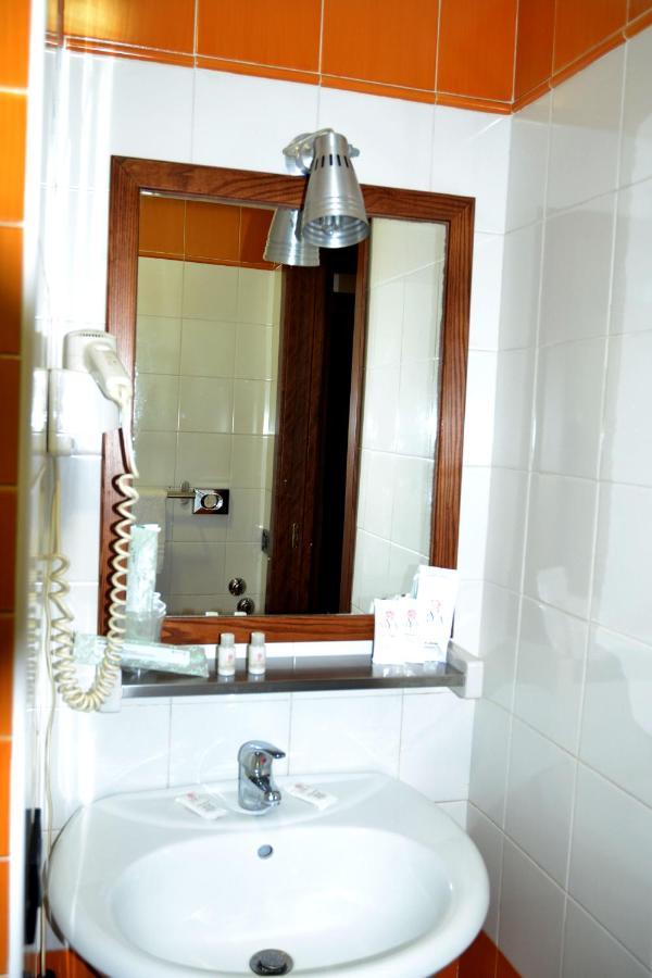 קאסוריה Hotel Fly מראה חיצוני תמונה