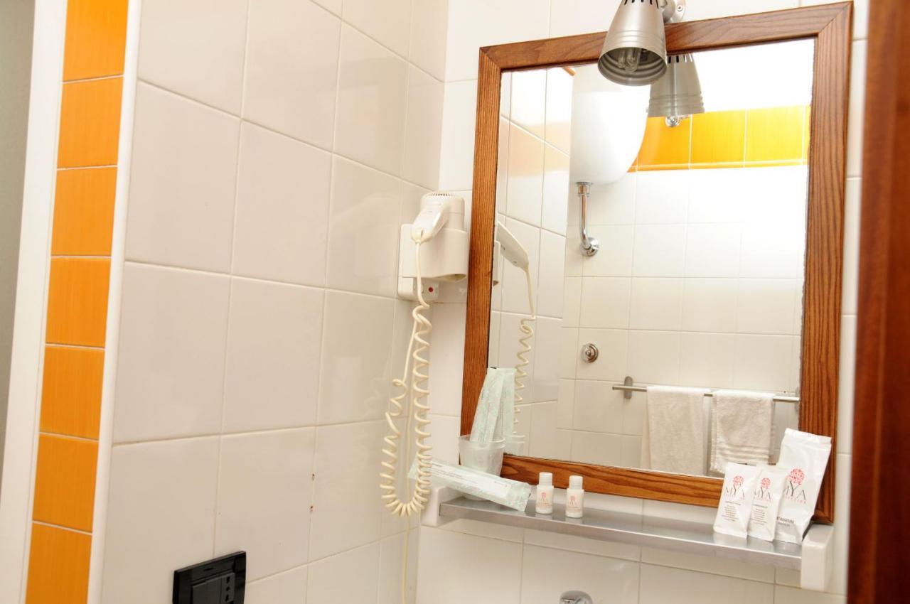 קאסוריה Hotel Fly מראה חיצוני תמונה