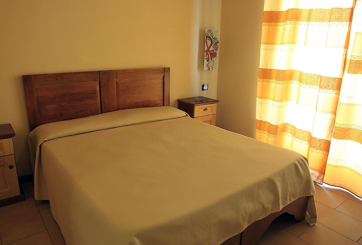 קאסוריה Hotel Fly מראה חיצוני תמונה