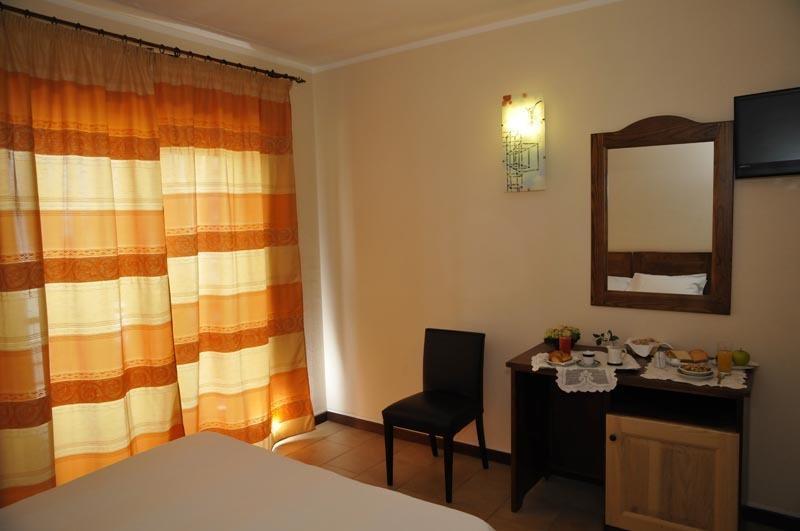 קאסוריה Hotel Fly מראה חיצוני תמונה